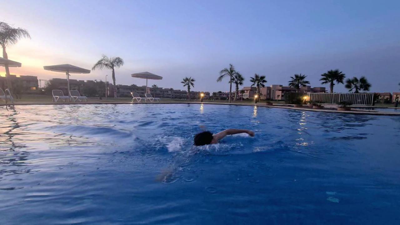 Mini-Villa Situee Dans Une Residence Prestigia A Marrakech, Avec Une Vue Sur La Piscine Et Le Golf Une Securite 24H Sur 24 Et Une Proximite Ideale De L Aeroport 5 Minutes C Est Une Offre Parfaite Pour Des Vacances Marrakesh Eksteriør bilde